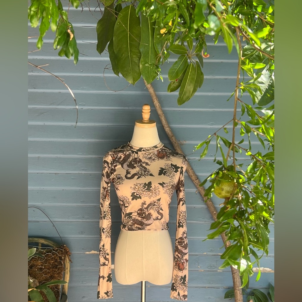 Streetwear Society Cream Black Asymmetrical Long Sleeve Top